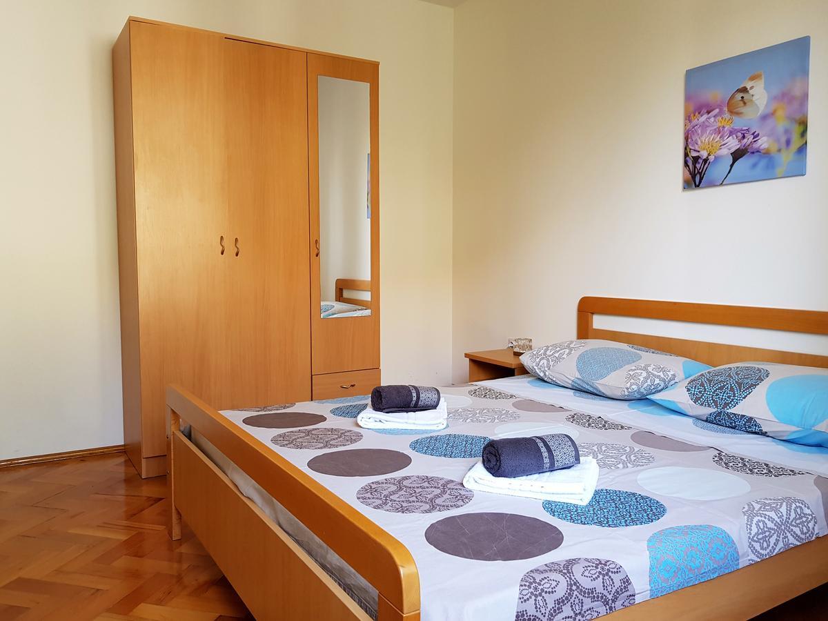 Apartments Monica Novalja Bagian luar foto